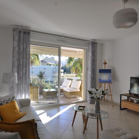 Elegant One-Bedroom Apartment With Swimming Pool - Stayinantibes - Le Vallon Екстер'єр фото